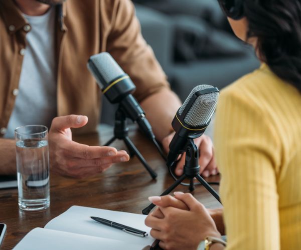 البودكاستات الخاصة بالبيزنس