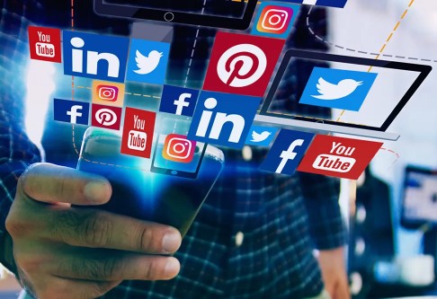 خدمات محرك البحث جوجل